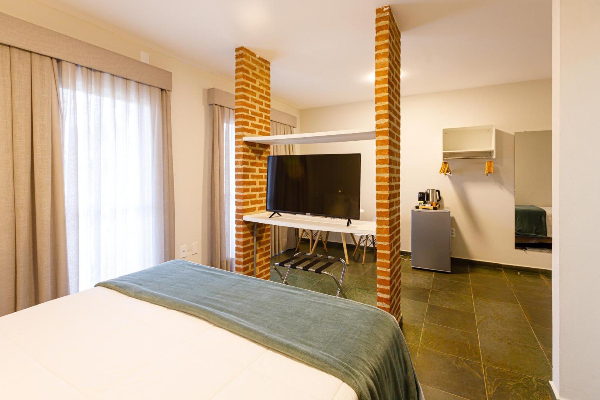 Filimahalo Hotel Серра-Негра Экстерьер фото